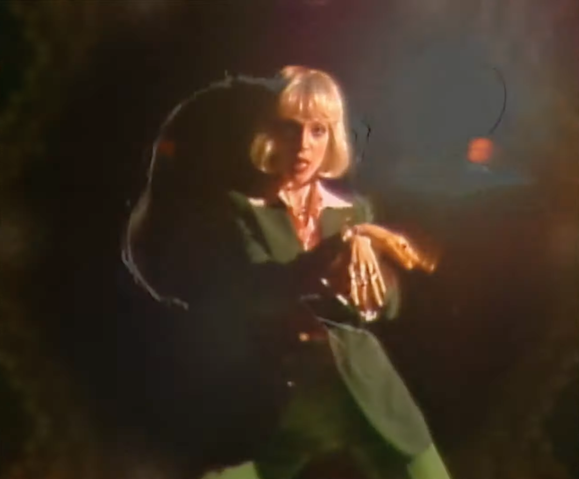 St. Vincent revela los detalles de su nuevo disco con la rola "Pay Your Way In Pain"