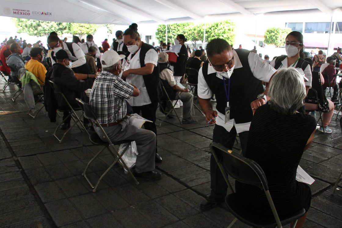 vacunacion-nezahualcoyotl-sinovac-china