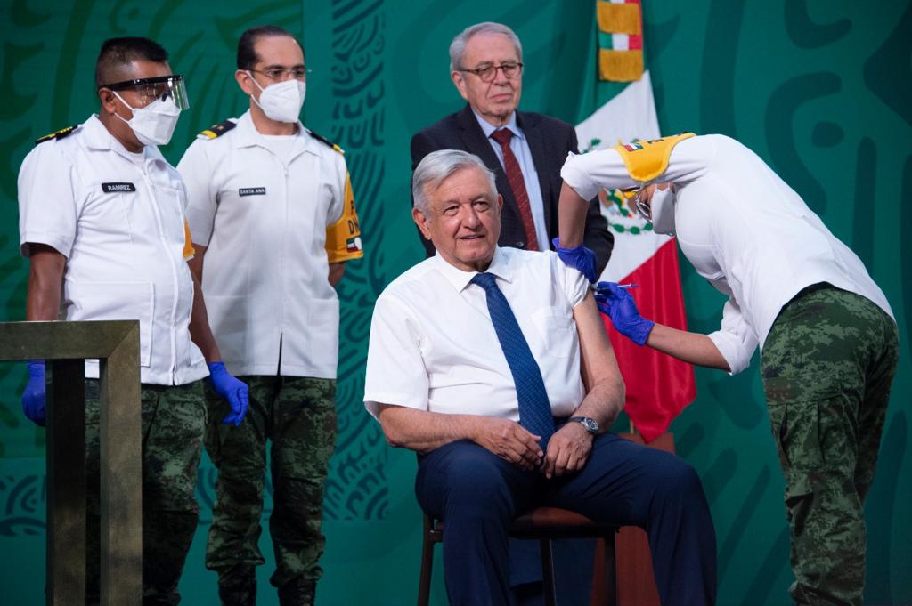 astrazeneca-amlo-vacuna