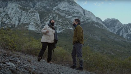 'Eres ecosistema': Yásnaya Aguilar y Gael García Bernal en el tráiler de 'El tema'