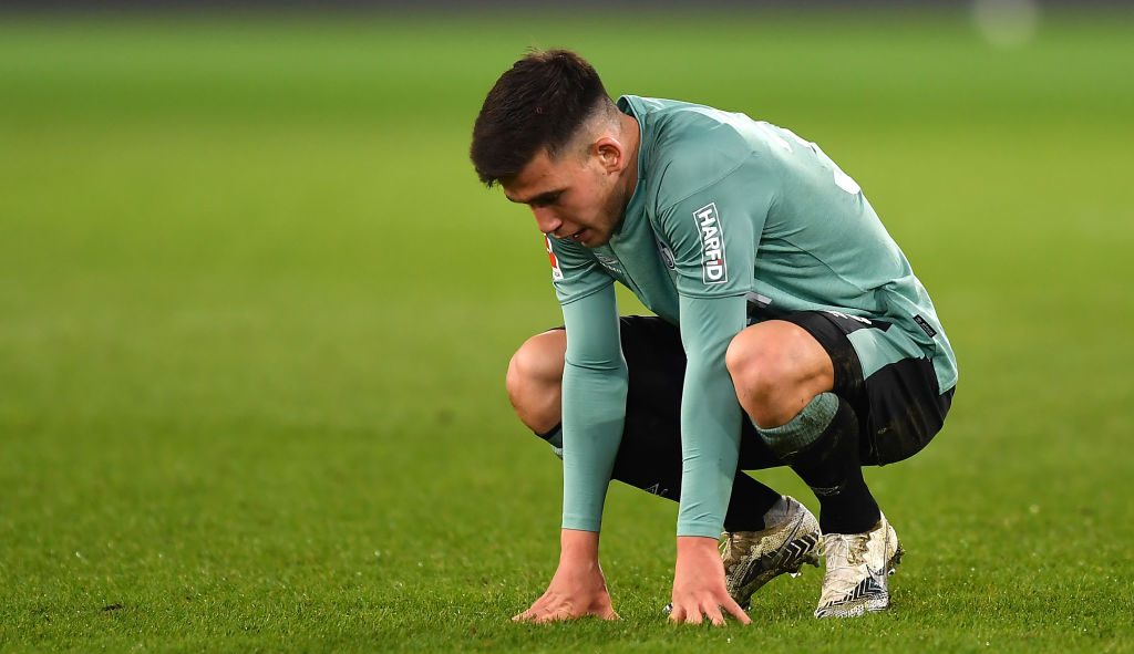 Noche triste: El Schalke 04 firmó su descenso luego de 30 años en la Bundesliga