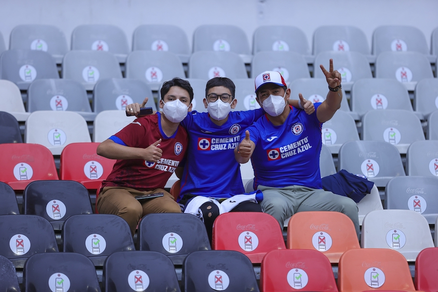 El regreso de la afición de Cruz Azul (y Toluca) al Estadio Azteca después de 401 días