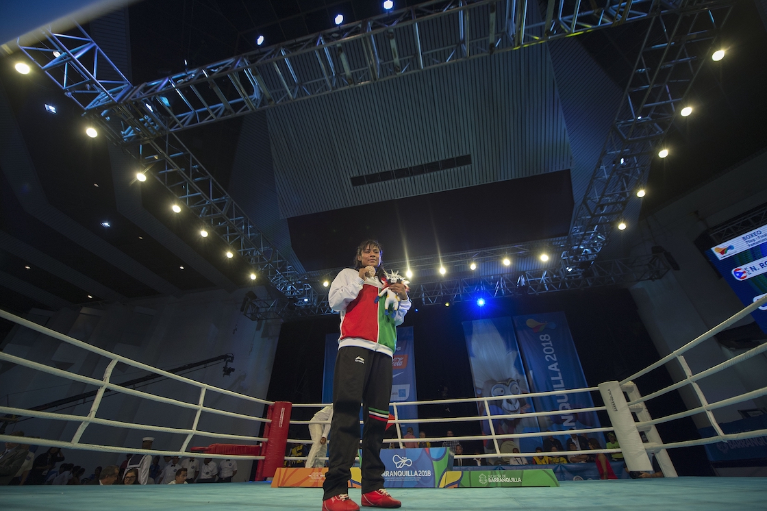 Esmeralda Falcón será la primera boxeadora mexicana en Juegos Olímpicos tras vencer al COVID