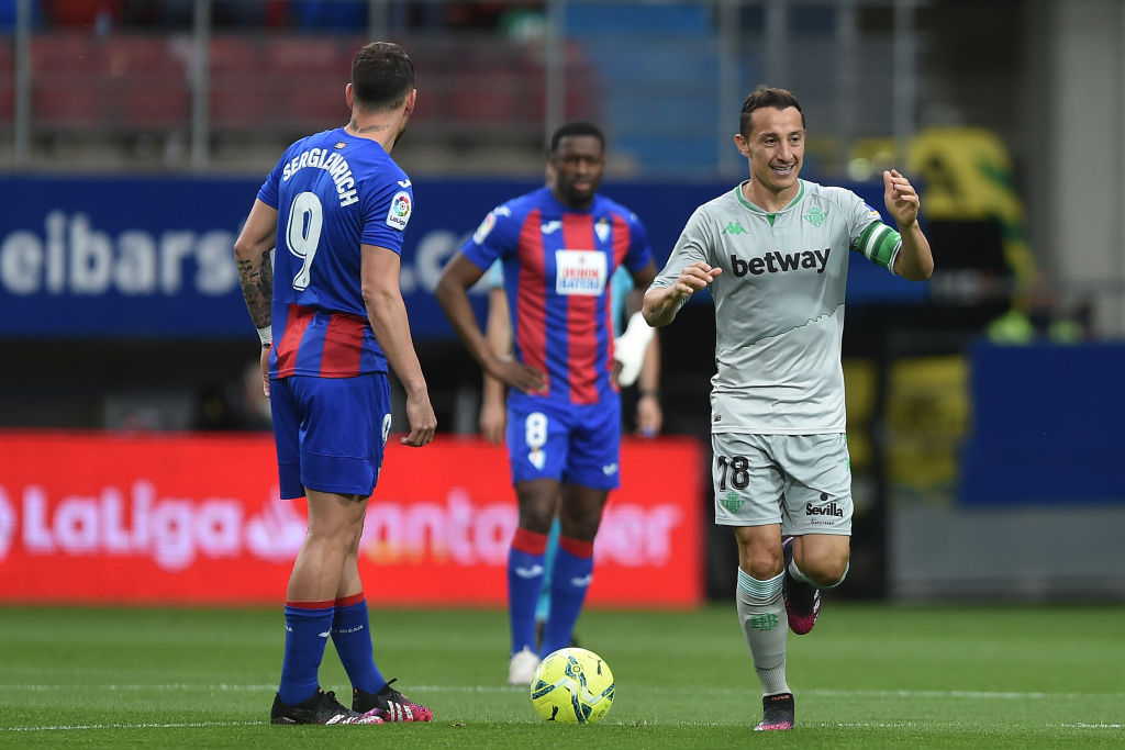 Gol de Andrés Guardado con el Betis a pase de Lainez