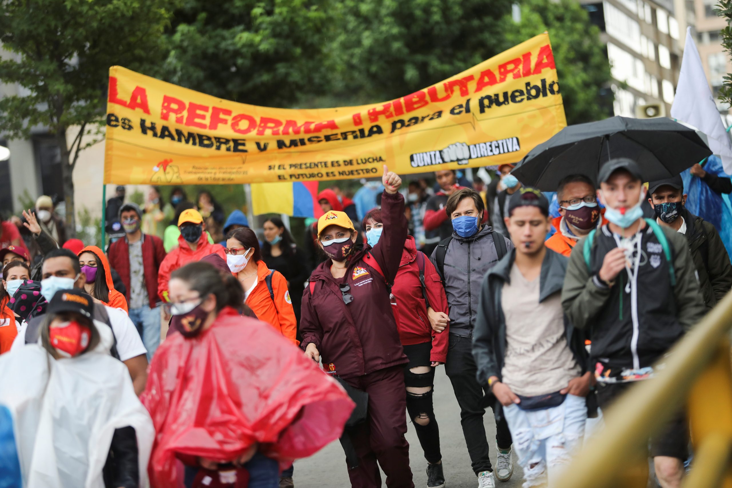 Colombia: Protestas contra la reforma tributaria orillan al presidente Duque a retirar el proyecto