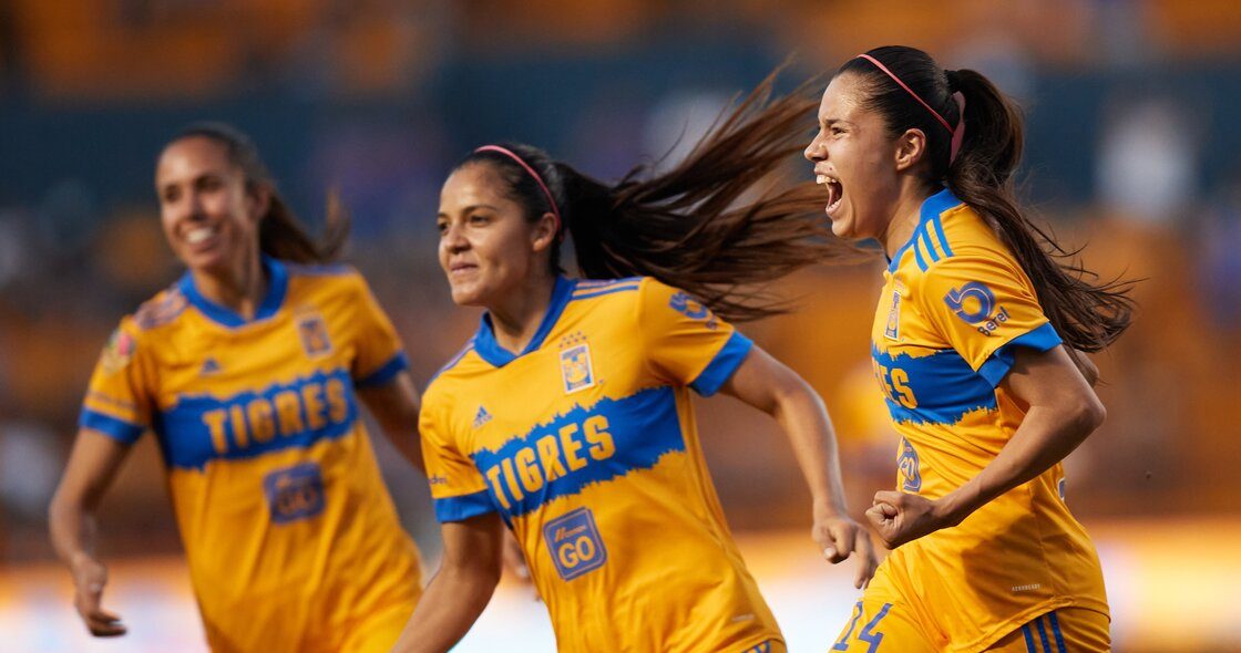 ¡Van por el bi! Tigres goleó a Rayadas en el Clásico Regio Femenil y está en la Final del Guardianes 2021