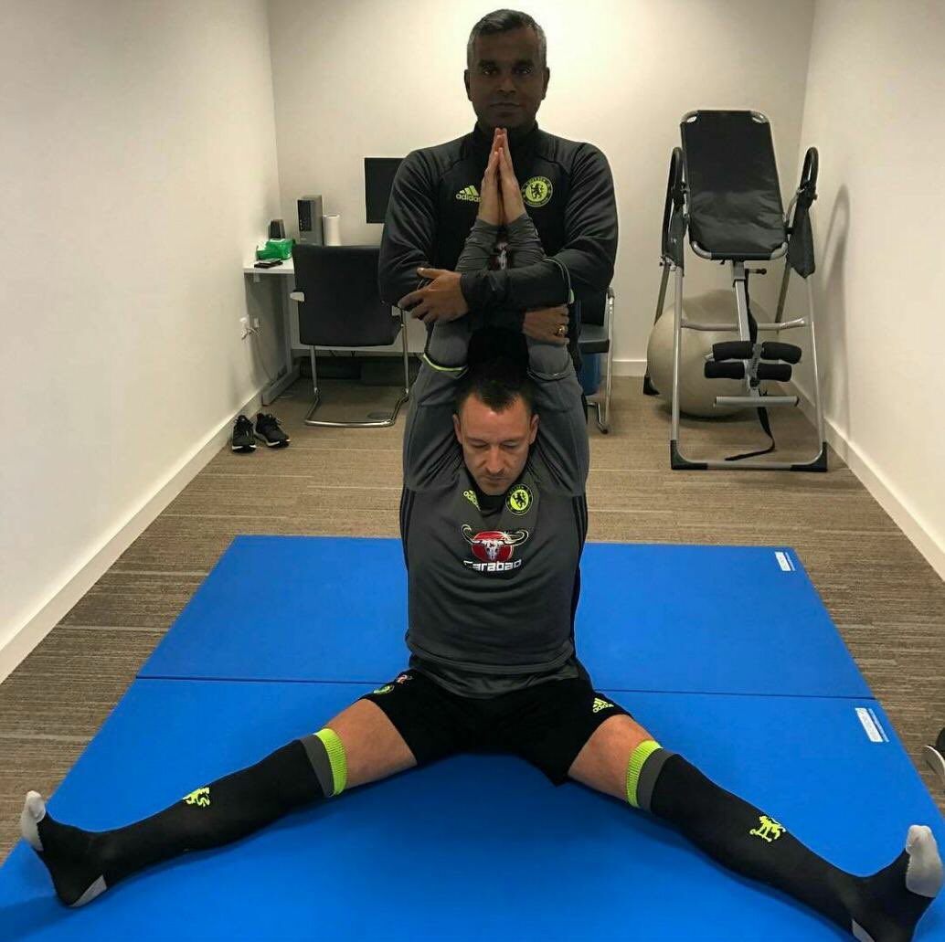 Vinay Menon y el yoga, armas secretas del Chelsea para ganar la Champions