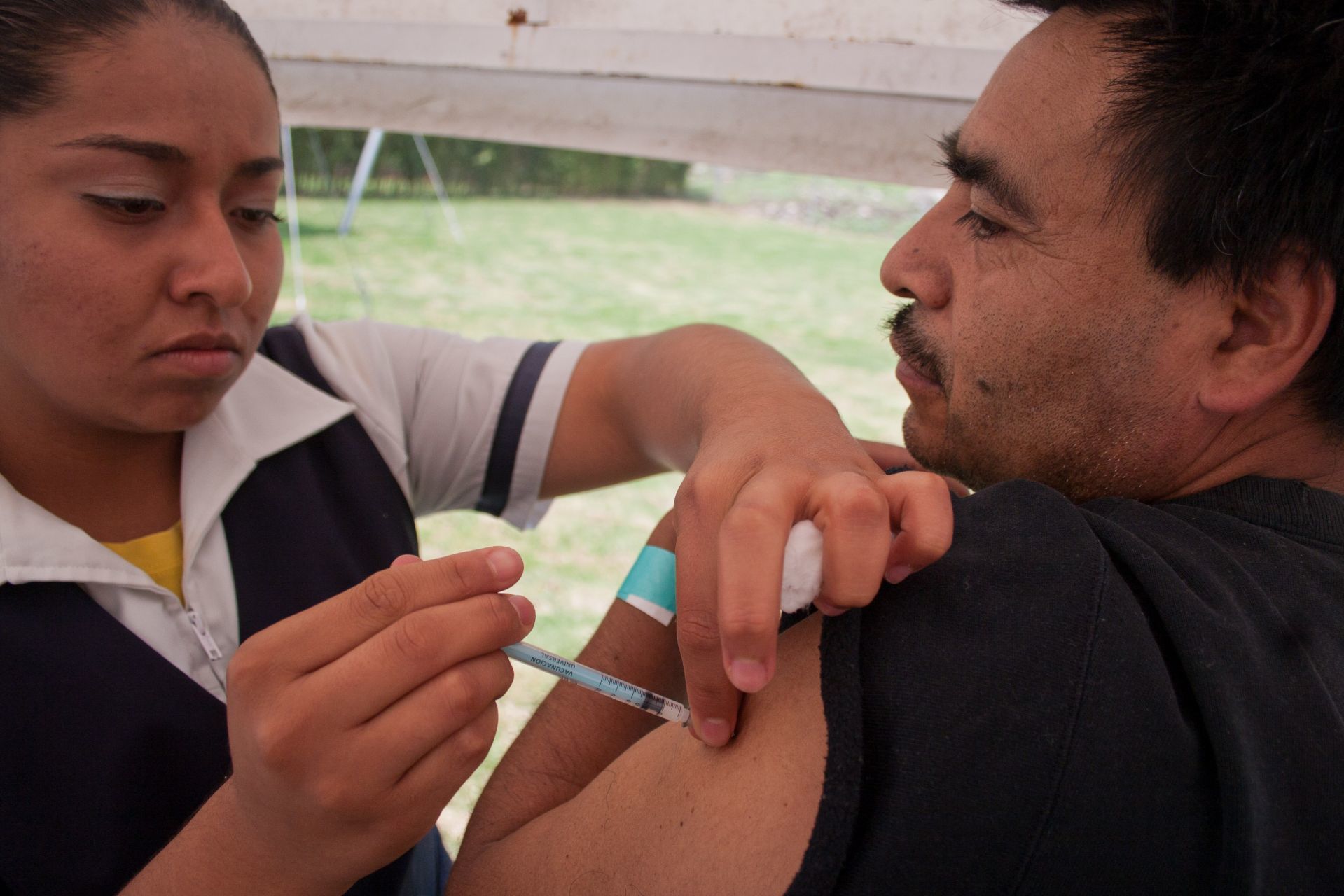 ¿Vives en Iztapalapa? Checa cuándo y dónde aplicarán la vacuna contra COVID a personas de 40 a 49 años