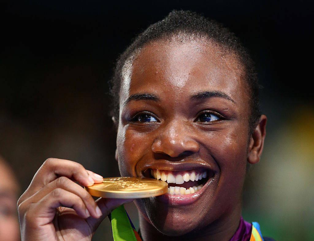 Claressa Shields ganó 2 medallas olímpicas en boxeo