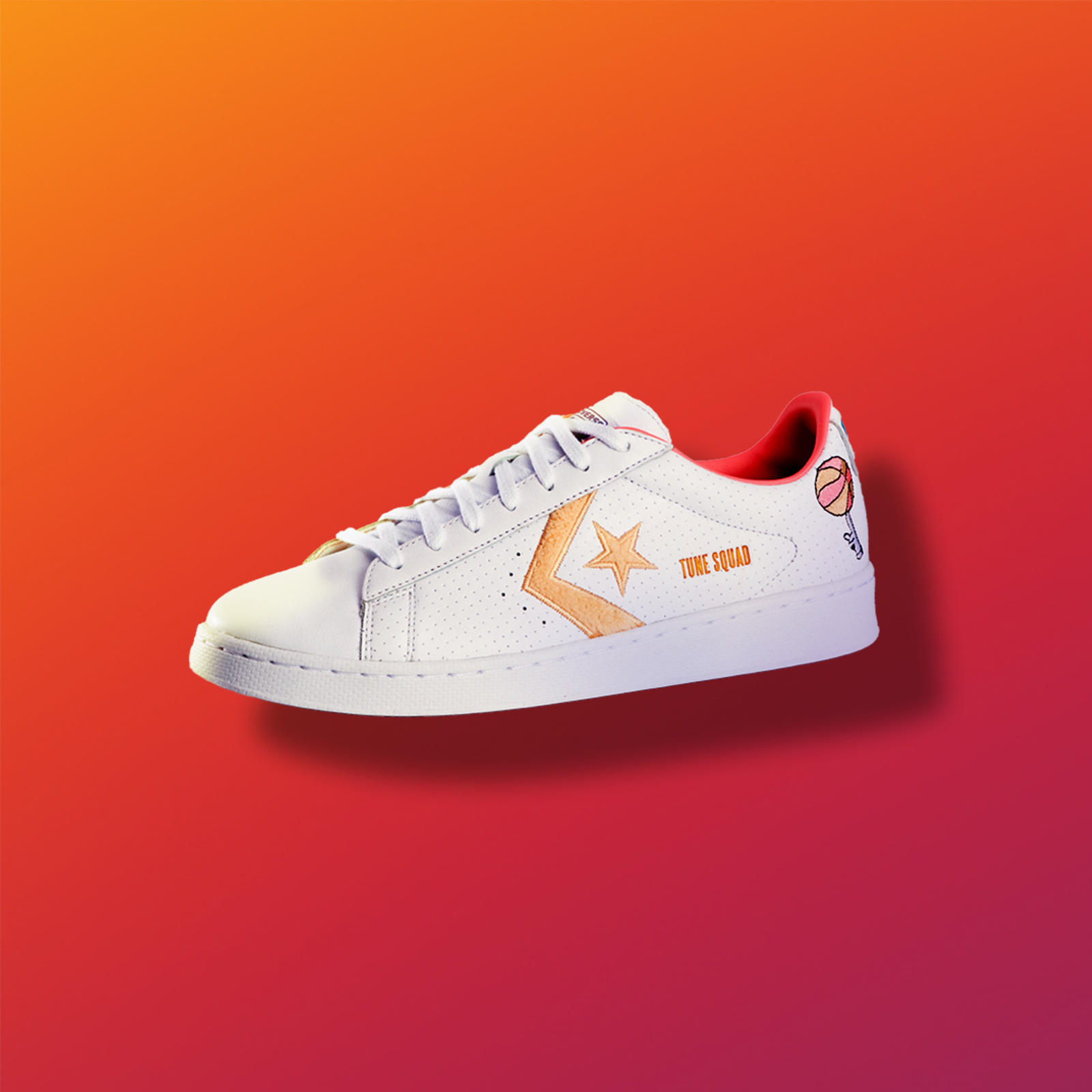 Checa la colección 'Space Jam: A New Legacy' de Nike y Converse para que le entres al juego