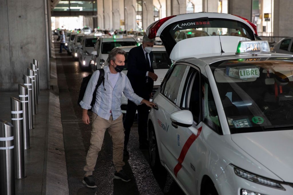 El cubrebocas dejará de ser obligatorio en España