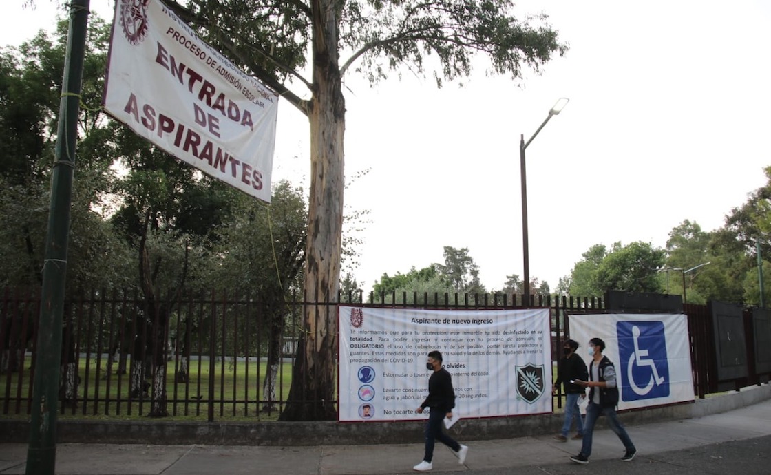 examen-admision-ipn-entrada-aspirantes