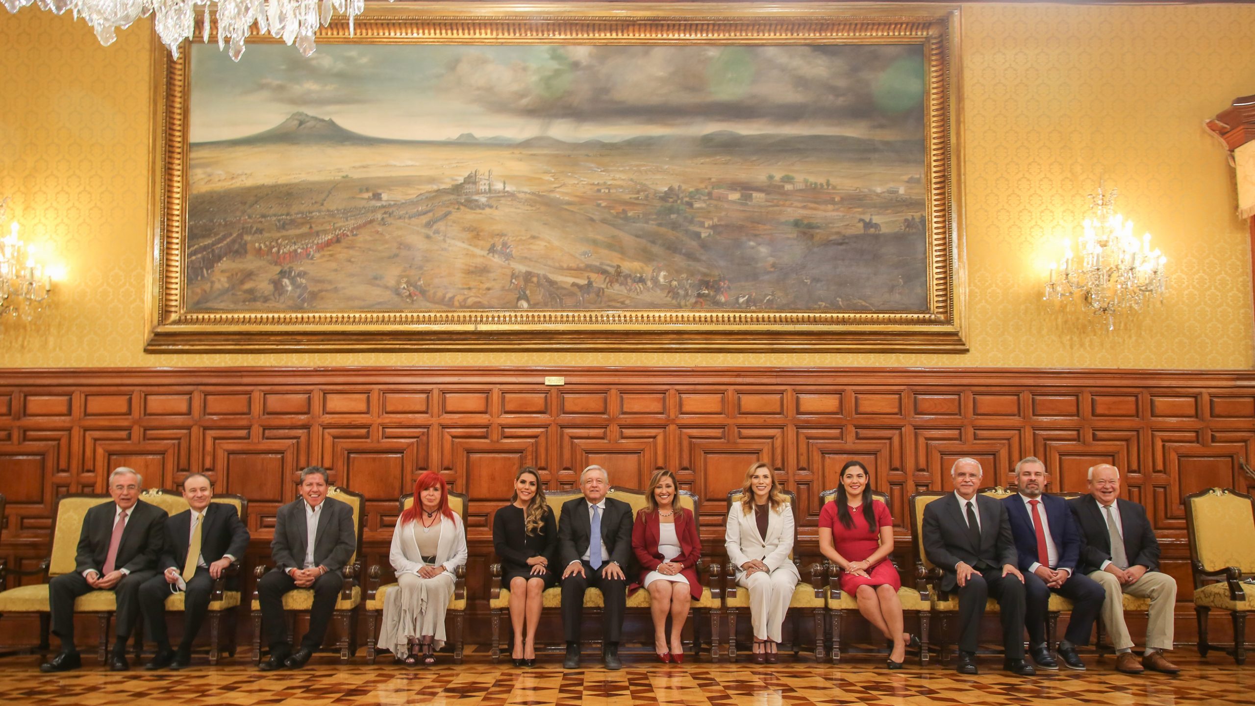 gobernadores-amlo-morena-palacio-nacional