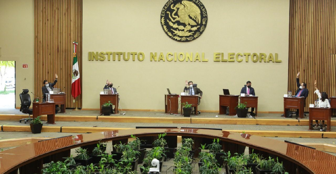 Ora sí: INE aprueba difundir consulta popular sobre juicio contra expresidentes