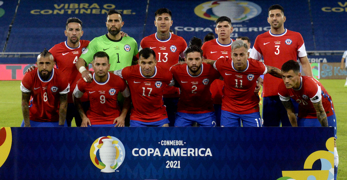 Jugadores de Chile violan la burbuja sanitaria de la Copa América... para cortarse el cabello