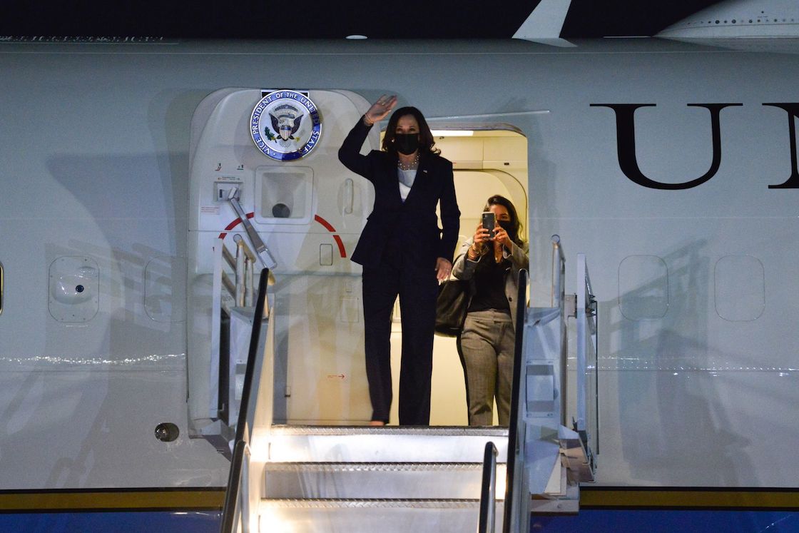 kamala-harris-mexico-visita-junio