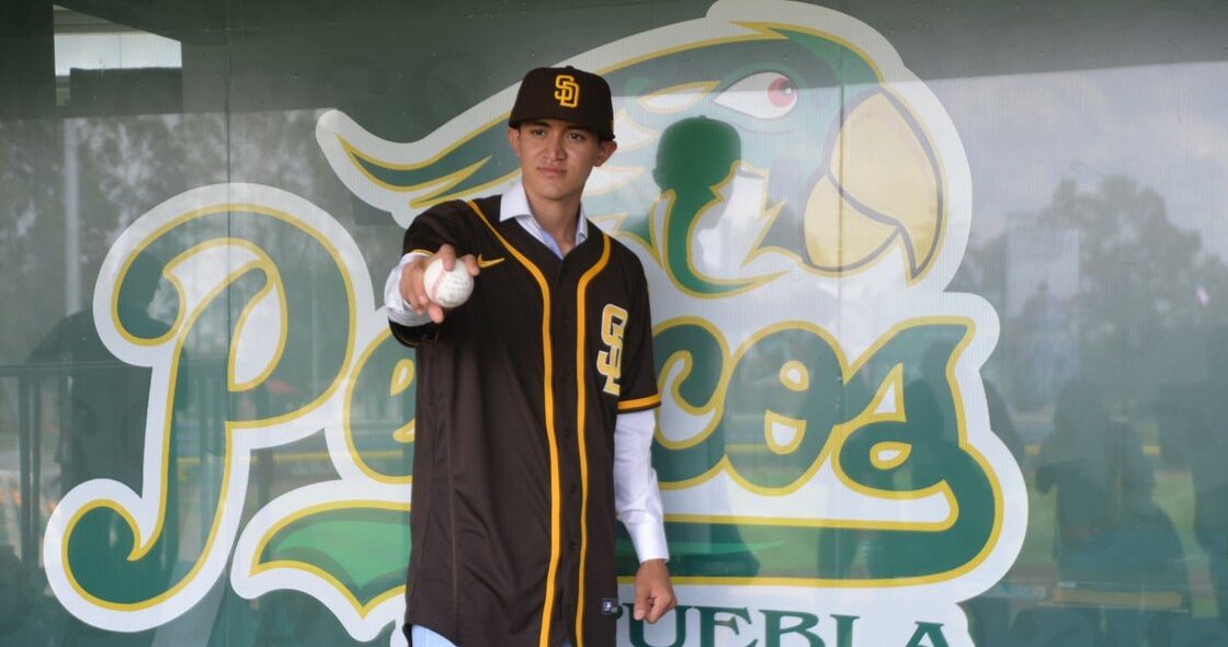 Los Padres de San Diego firmaron al mexicano Manuel Castro como pitcher prospecto