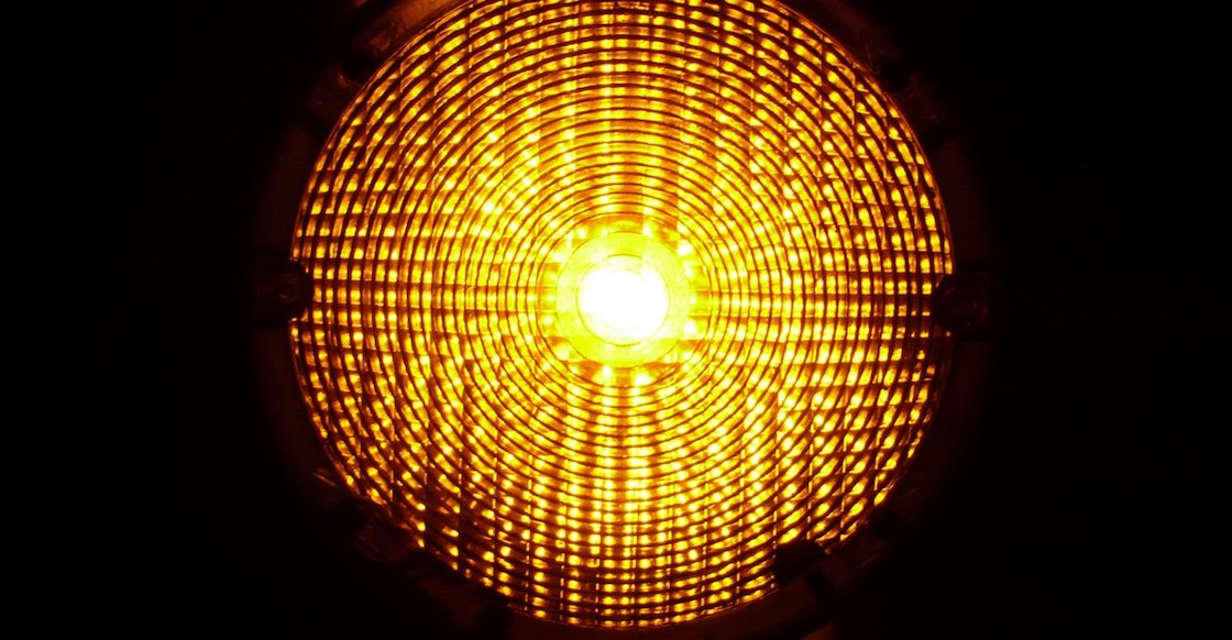 semaforo-amarillo-cdmx-que-paso-verde-eduardo-clark-medidas-por-razones-explica-sopitas-aire-libre