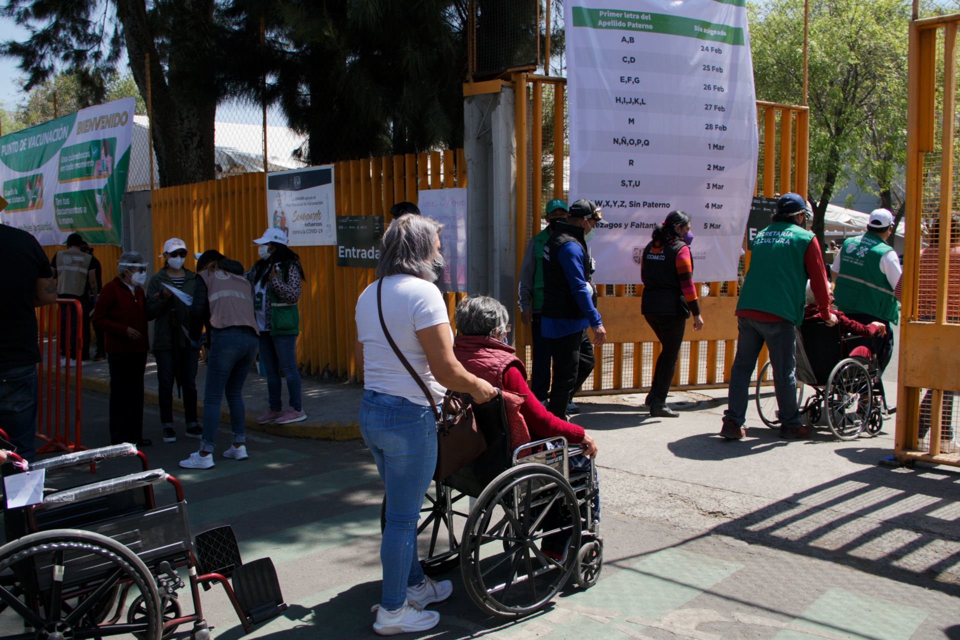 Vacuna COVID en CDMX: Siguen las personas de 40 a 49 años en Xochimilco y de 50 a 59 en Cuauhtémoc