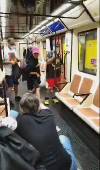 Este sujeto agredió a un enfermero que le pidió usar cubrebocas en el Metro