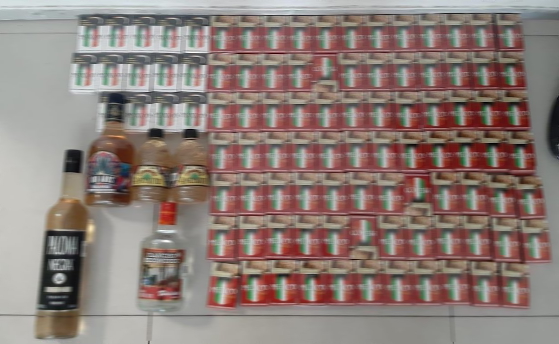 hombre-roba-cajetillas-botellas-edomex