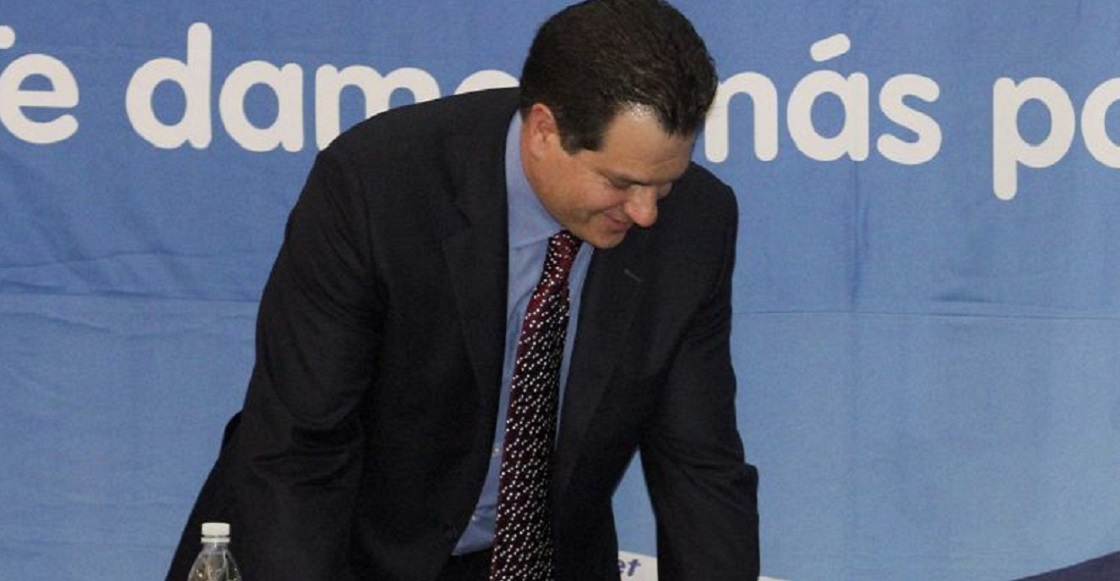 MÉXICO, D.F., 22MAYO2012.- En la biblioteca de la fundación Miguel Alemán Valdez, se observan fotografías de la trayectoria del ex-presidente Miguel Alemán Valdez.