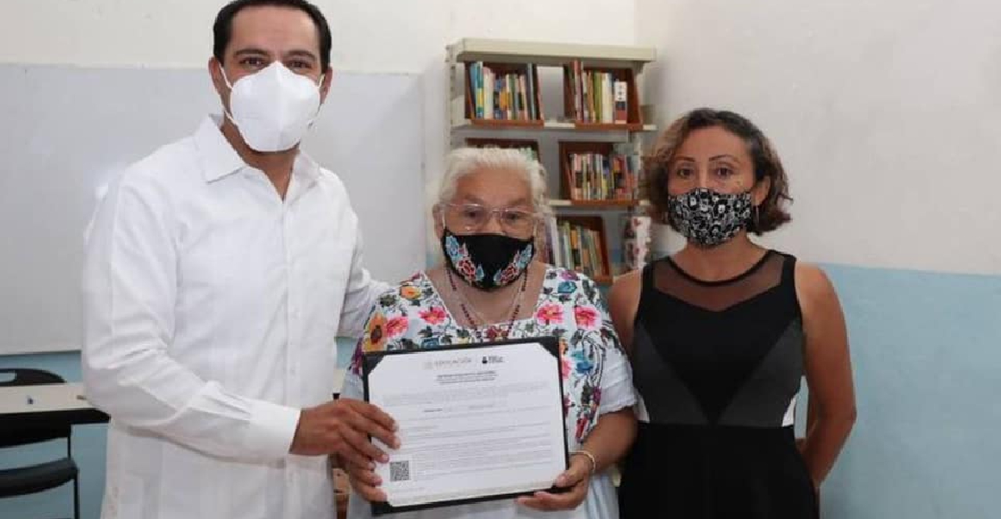 Mujer de 70 años concluye la primaria en Yucatán