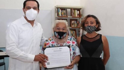 Mujer de 70 años concluye la primaria en Yucatán