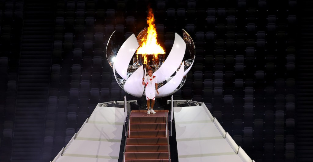 Sin aficionados: Así fue cómo Naomi Osaka encendió el pebetero olímpico de Tokio 2020