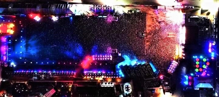 Cha-le: Más de 20 mil personas se reúnen en el festival 'Baja Beach Fest'