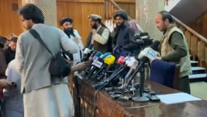 conferencia-prensa-taliban-afganistan
