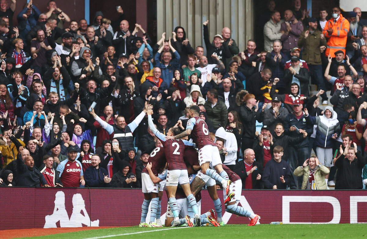 Se volvió loco: Danny Ings se estrenó como goleador del Aston Villa ¡con una chilena!