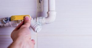 ¿Cómo identificar (y prevenir) una fuga de gas en tu tanque, estufa o calentador?