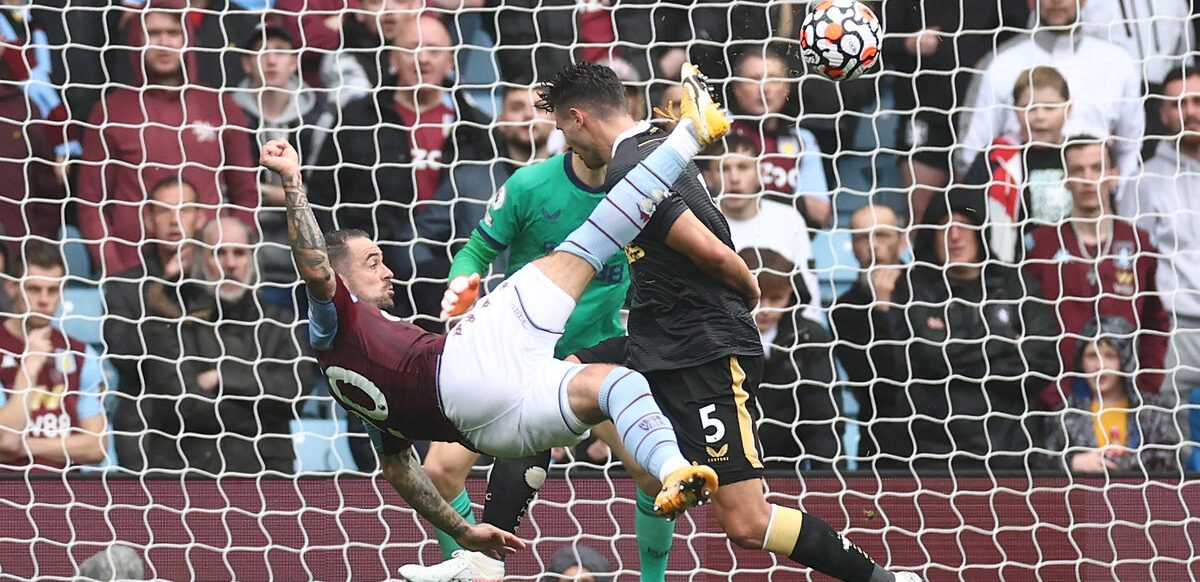 Se volvió loco: Danny Ings se estrenó como goleador del Aston Villa ¡con una chilena!