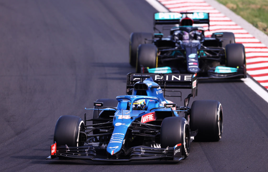 El desastre que provocó Bottas deja a Mercedes y Hamilton como nuevos líderes tras el Gran Premio de Hungría