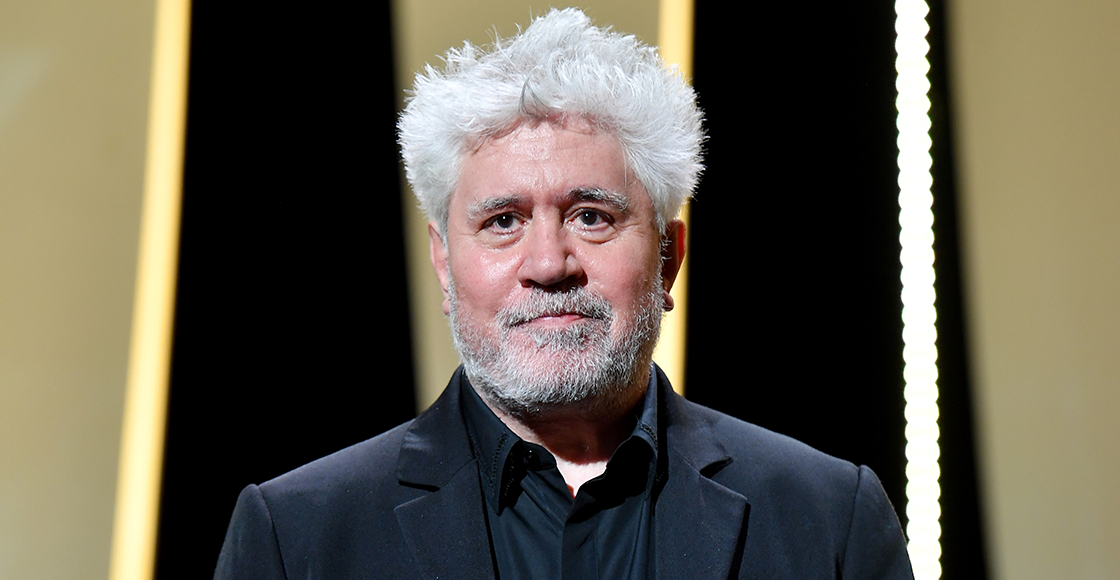 Instagram se disculpa con Pedro Almodóvar por censurar el póster de 'Madres Paralelas'