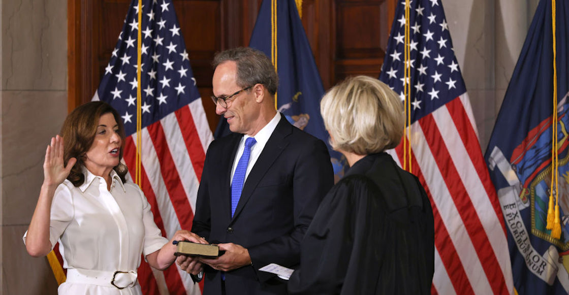kathy-hochul-gobernadora-nueva-york-posesion