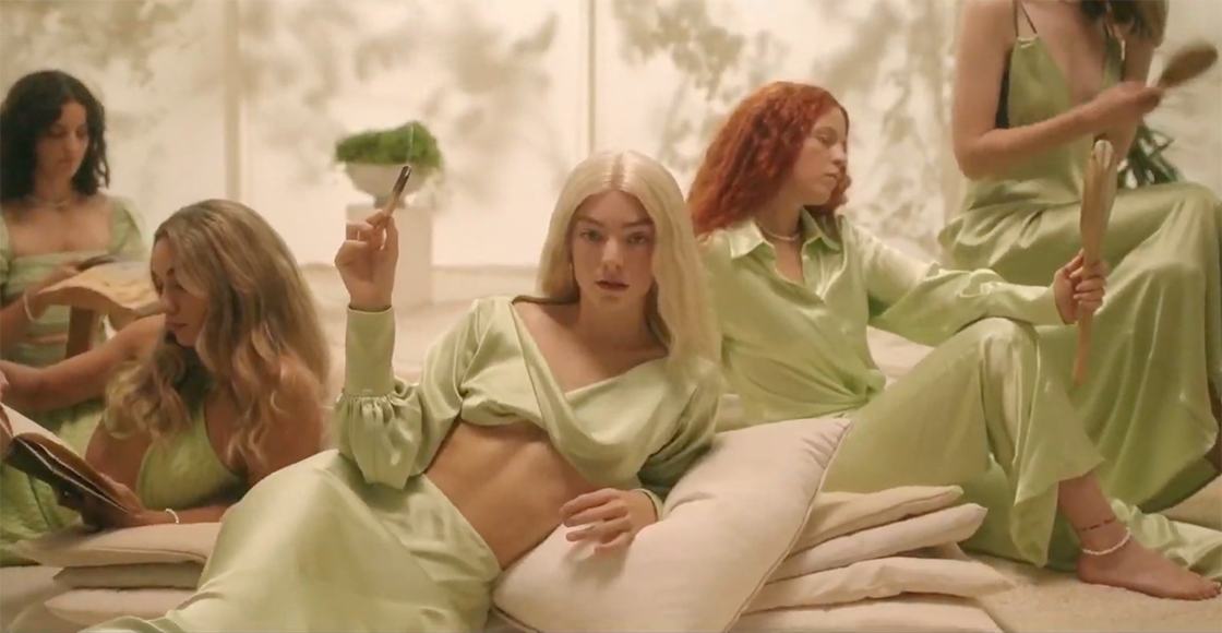Lorde nos sorprende con el increíble video de su nueva rola "Mood Ring"