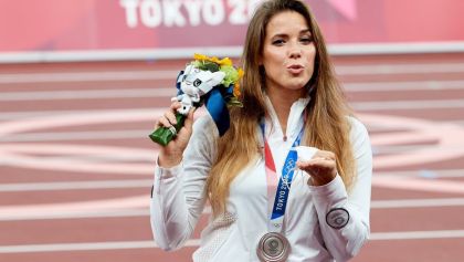 ¡De pie! Atleta subasta medalla olímpica para ayudar a niño con problemas cardiacos