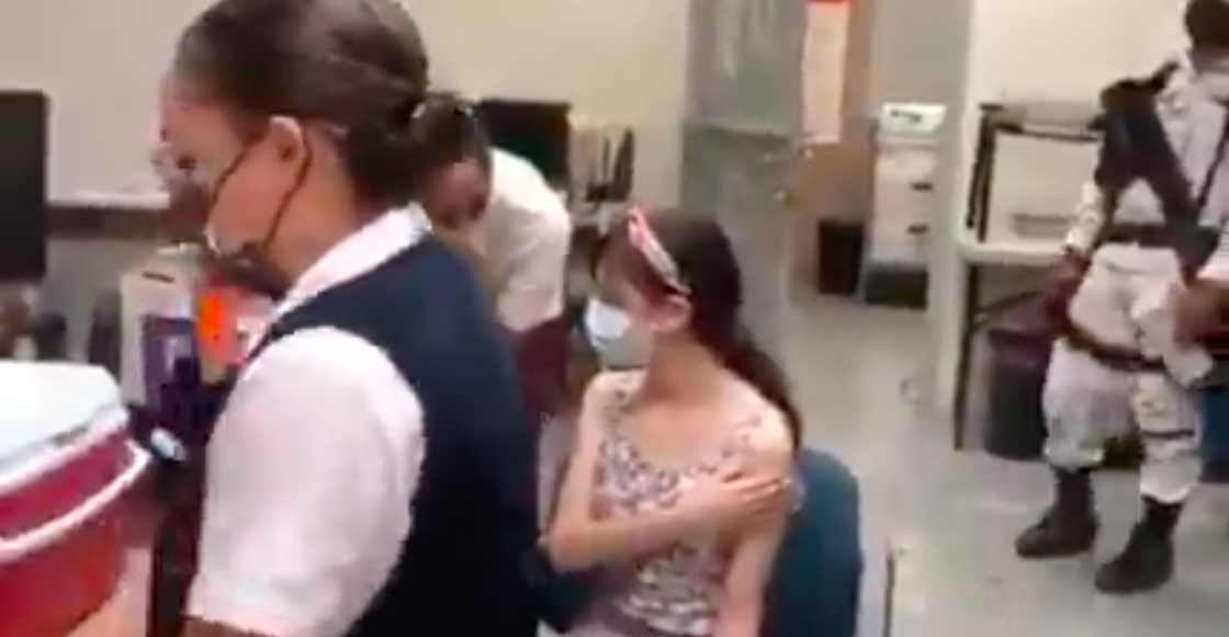 nina-13-anos-vacuna-covid-mexico-amparo-baja-california-02