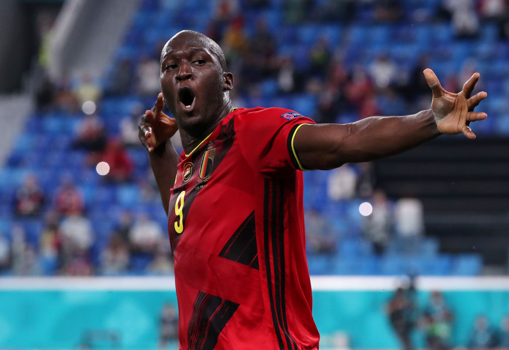 Romelu Lukaku celebra gol con Bélgica