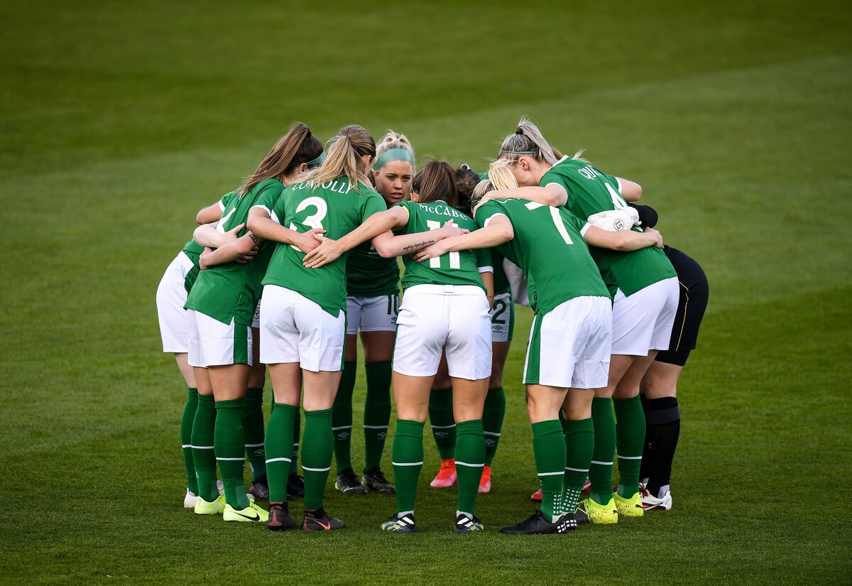¡Bravo! Irlanda acuerda igualdad salarial en selecciones femenil y varonil de futbol