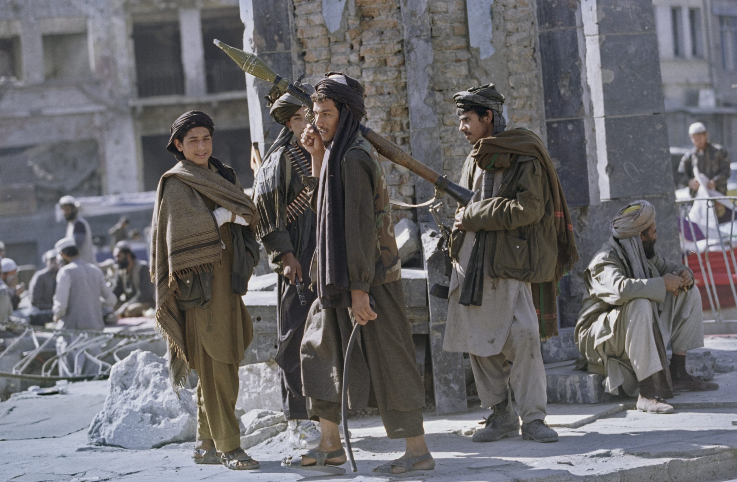 Talibanes en Afganistán en 1996