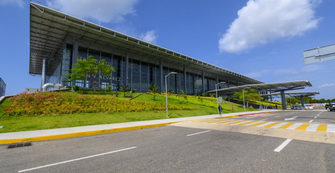 aeropuerto-acapulco-reanuda-actividades