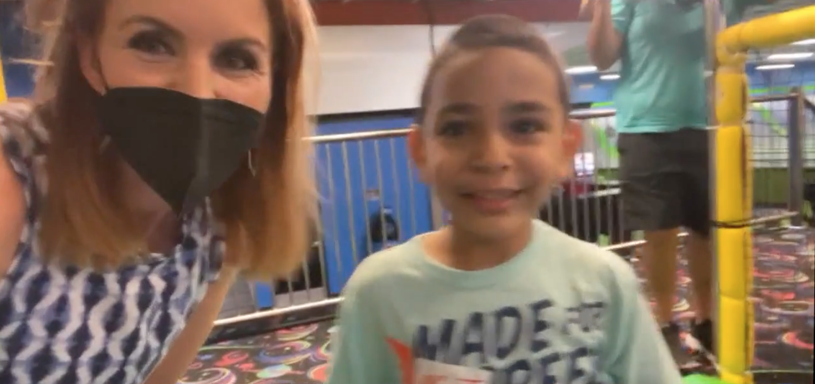 Niño busca una familia que lo adopte con un emotivo mensaje