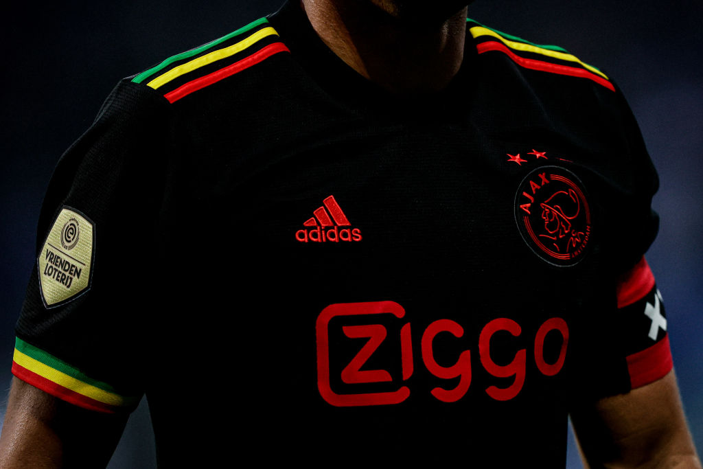 Chale: La razón detrás de los cambios en el jersey del Ajax inspirado en Bob Marley