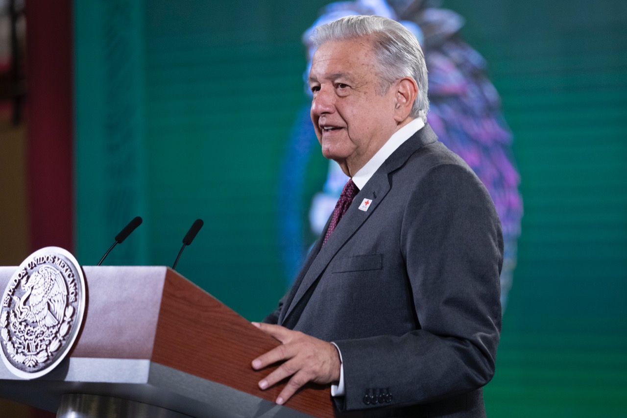 amlo-vox-pan-fascismo