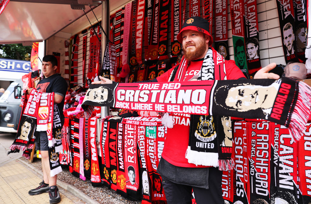 En imágenes: La locura en Old Trafford por el regreso de Cristiano Ronaldo al Manchester United