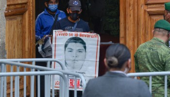 ayotzinapa-tomas-zeron