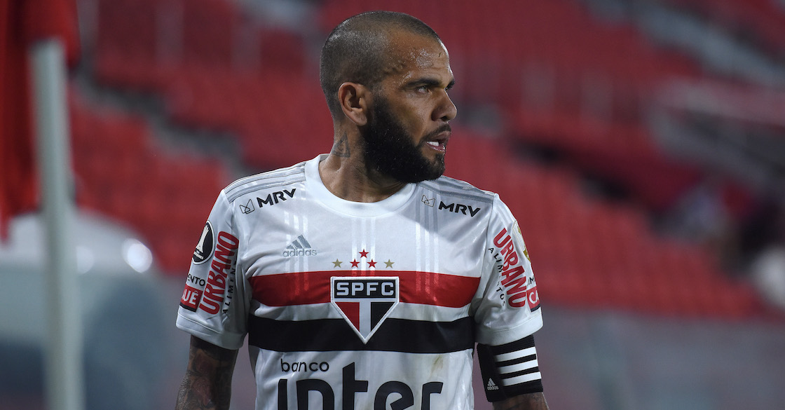 ¿Por qué es casi imposible el fichaje de Dani Alves con equipos de la Liga MX tras 'cortar' con Sao Pualo?
